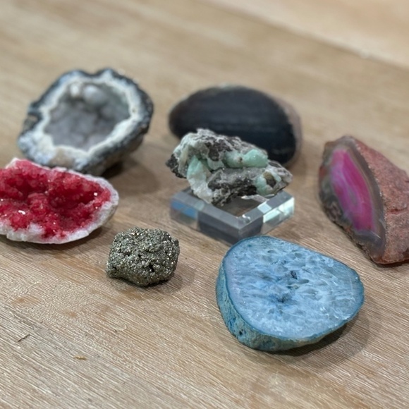 Agate Stone & Fools Gold Rock Home Decor Collection, Set of 7 - Picture 5 of 13